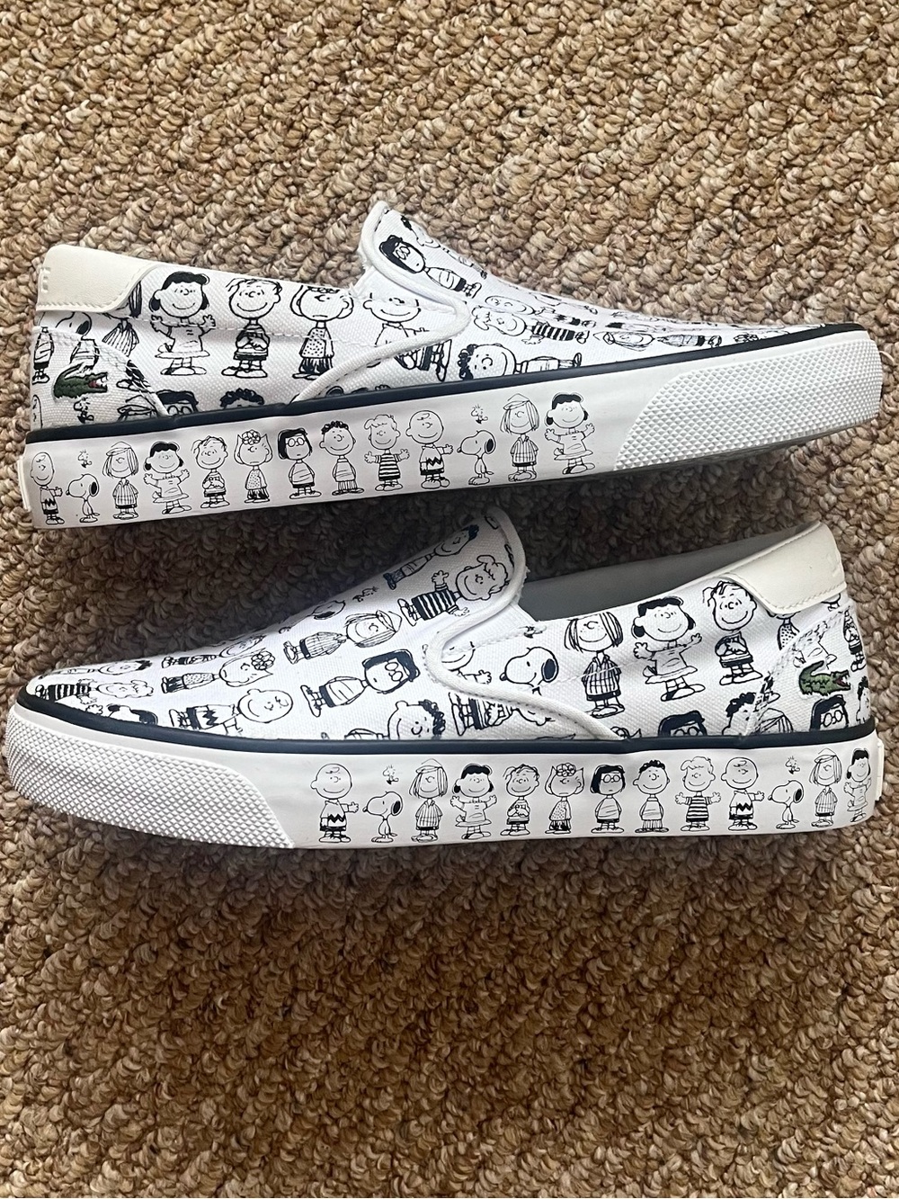 Lacoste x Peanuts Jump Serve Slip-On Canvas Sneakers Women’s 9
